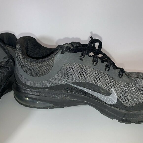 Nike Max Dynasty 2 Sneaker Running Shoe - Picture 7 of 10